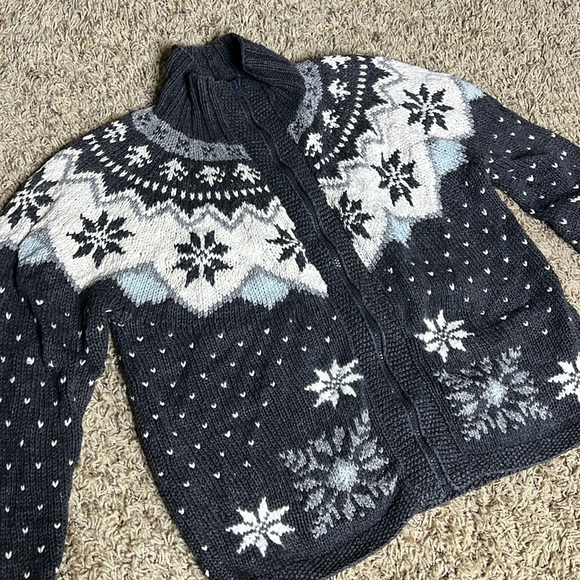 Marsh Landing Hand Knits Fair Isle Zip up Cardigan Sweater - Picture 3 of 6